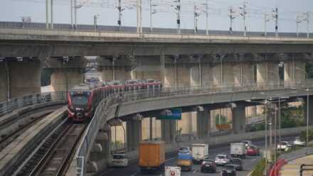 Tarif Maksimal Hanya Rp10.000, LRT Jabodebek Siap Layani Mobilitas Selama Libur Panjang Waisak