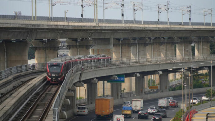 Tarif Maksimal Hanya Rp10.000, LRT Jabodebek Siap Layani Mobilitas Selama Libur Panjang Waisak