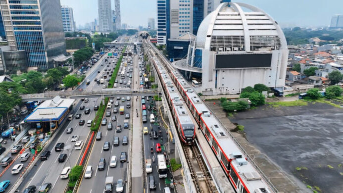 Kinerja Positif LRT Jabodebek Selama Periode Libur Panjang Waisak 2025