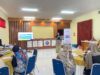 Sebanyak 28 ibu-ibu dari Majelis Ekonomi dan Ketenagakerjaan (MEK) Pimpinan Cabang 'Aisyiyah Moyudan mengikuti kegiatan pelatihan kerajinan hantaran pernikahan yang diselenggarakan di SMK Muhammadiyah 1 Moyudan, Sleman, Yogyakarta pada Minggu (27/4/2025).