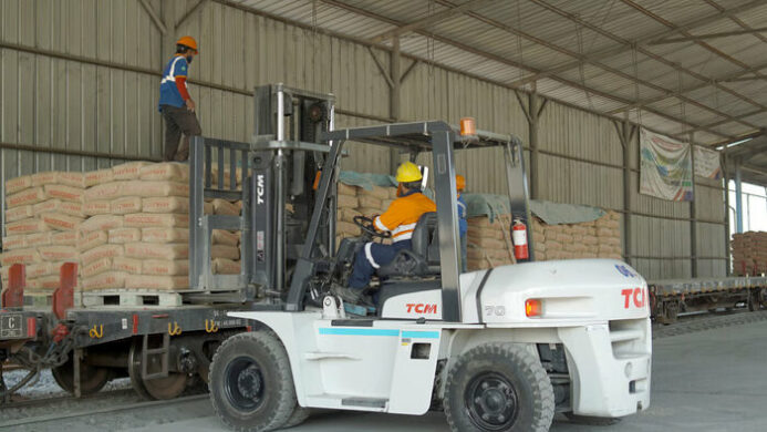 Kinerja Angkutan Barang Daop 8 Surabaya Meningkat, Komitmen terhadap Logistik Berkelanjutan Semakin Kuat