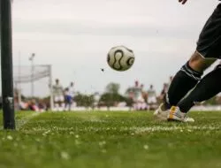 The Science Behind Penalty Kicks: How to Score More Goals – Tactical Deep Dive