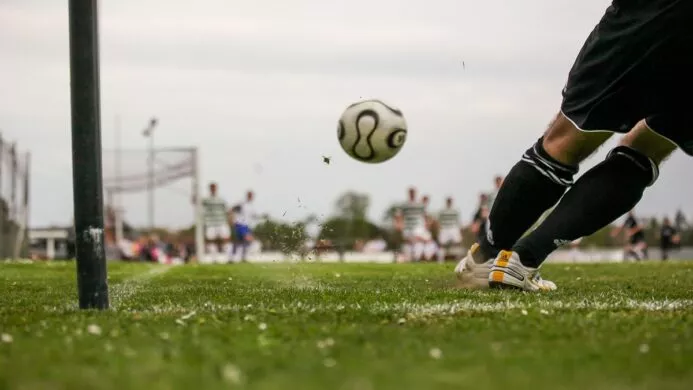 ilustrasi penalti kicks