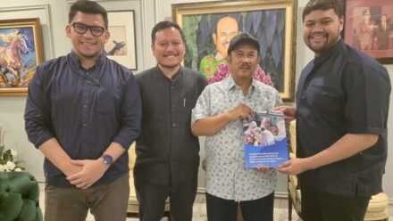 IFSR Serahkan Buku Strategi MBG kepada Menteri PPN/Kepala Bappenas RI: Upaya Perkuat Komitmen Menuju Generasi Emas 2045