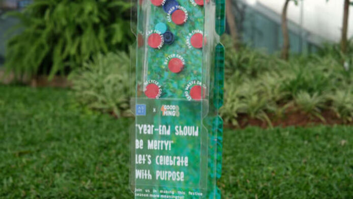 Plastic Cap Waste Dropbox di GGP