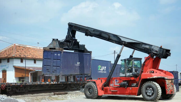 Kinerja Angkutan Barang Terus Melaju, KAI Daop 4 Semarang Catat Pertumbuhan Signifikan Hingga April 2025