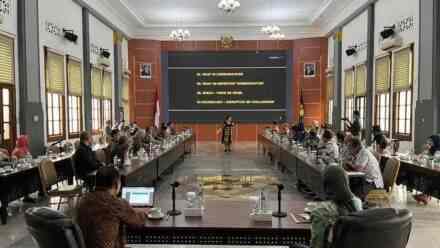 Komunikasi Bukan Sekadar Bicara: Yayasan Pusaka Hadirkan Sesi Transformasi Komunikasi untuk Karyawan KAI