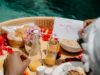 Floating Breakfast ala Grazie Bali: Sensasi Sarapan Terapung yang Instagramable dan Tak Terlupakan