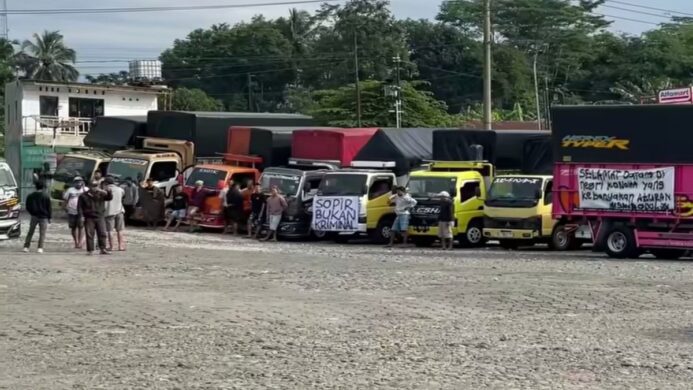 Supir truk gelar demo menolak zero ODOL pada Kamis 19 Juni 2025 (Foto Istimewa)