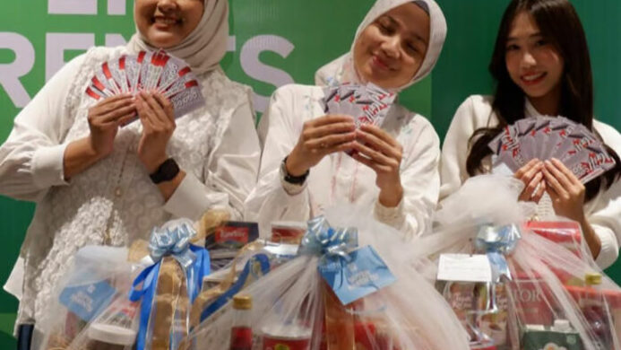English 1 Launching Program Loyalty Bernama English 1 Reward