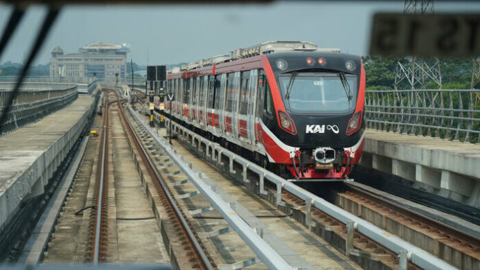 KAI Tambah Pengamanan di Stasiun LRT Jabodebek Jelang Peringatan Hari Bhayangkara ke 79