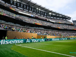 Hisense Tampilkan Kekuatan Teknologi AI Lewat Pesan “AI YOUR LIFE” di FIFA Club World Cup 2025™