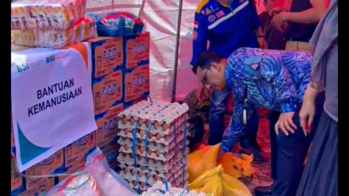 BSI Maslahat Salurkan Bantuan Kemanusiaan Untuk Penyintas Banjir Di Kabupaten Bantaeng Sulawesi Selatan