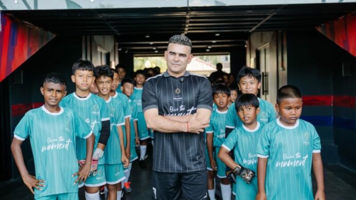 Hisense Ajak Legenda Timnas Indonesia Cristian Gonzales Berbagi Ilmu kepada Para Calon Bintang Sepak Bola
