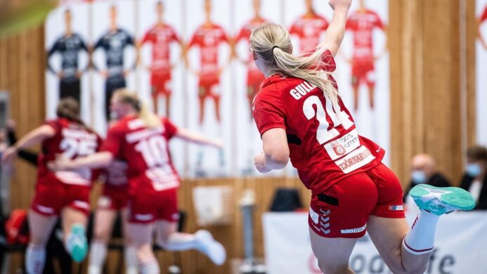 woman handball indoor sports