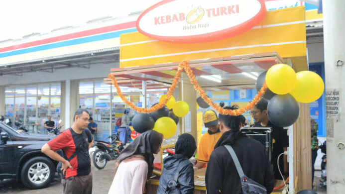 Ekspansi Besar-Besaran! Kebab Turki Baba Rafi Luncurkan 15 Outlet Baru di Bekasi