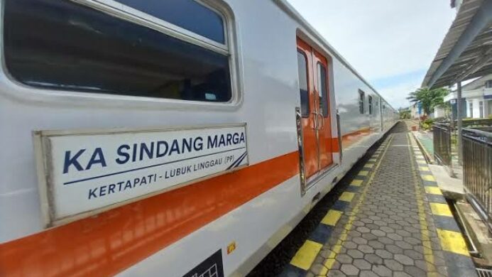 Sambut HUT ke – 80 RI KAI Divre III Palembang Hadirkan Promo Merdeka untuk Kereta Api Sindang Marga