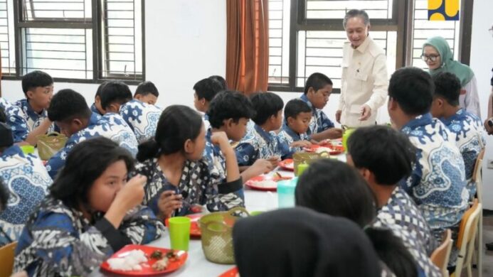Renovasi Sekolah Rakyat di Malang