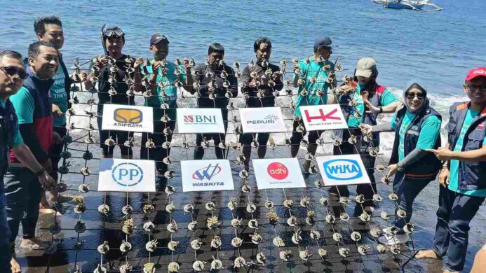 PTPP Tanam 2 500 Bibit Terumbu Karang di Banyuwangi; Wujud Nyata Komitmen Lestarikan Ekosistem Laut Indonesia