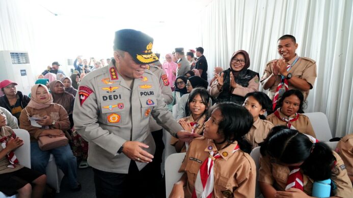 Wakapolri Tinjau Pembangunan SMA Kemala Taruna Bhayangkara dan Gelar Bakti Sosial Serta Bakti Kesehatan di Bogor