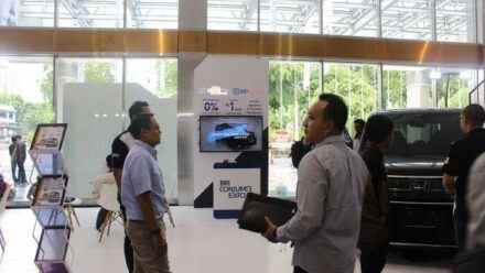 Perkuat Layanan Pembiayaan Kendaraan, BRI Finance Hadir di BRI Consumer Expo 2025