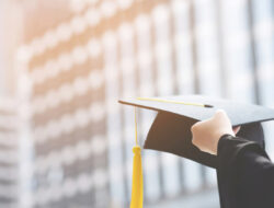 Berikut Daftar Universitas Swasta di Bandung Terbaik & Terfavorit Bagi Calon Mahasiswa