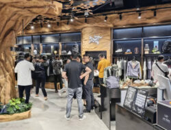 Arcteryx Indonesia Beri Panduan Memilih Warna Apparel Outdoor untuk Tampilan Stylish