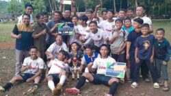 Final Sepak Bola Pasirmanggu 07 Cup di Desa Bingkeng Dayeuhluhur Berlangsung Meriah