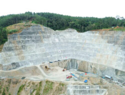 WSBP Suplai Beton Readymix ke Bendungan Tertinggi di Indonesia, Bendungan Bener Paket II