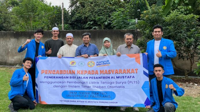 Mahasiswa PKM Unpam Terapkan Teknologi PLTS di Yayasan Darul Aytam Al-Mustafa