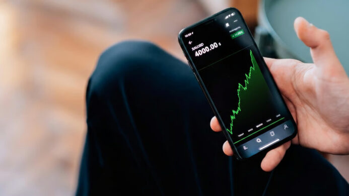 Harga Emas (XAUUSD) Stabil Ditengah Kekhawatiran Shutdown AS