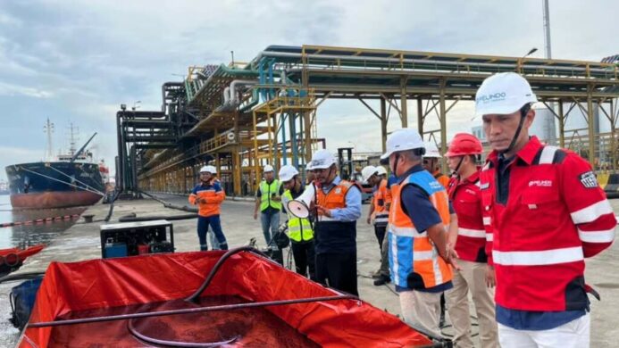 Tingkatkan Kesiapsiagaan Pelindo Multi Terminal Branch Belawan Gelar Drill Oil Spill Response (OSR)