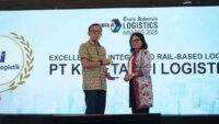 KAI Logistik Raih Penghargaan “Excellence in Integrated Rail-Based Logistics Solutions” di Bisnis Indonesia Logistics Awards (BILA) 2025