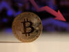 Bitcoin Turun di Bawah US$98.000 untuk Ketiga Kalinya! Sinyal Bahaya?