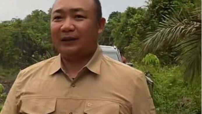 Bupati Ketapang Alexander Wilyo S STP M Si