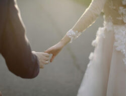 Strategi Menutup Biaya Pernikahan yang Melebihi Budget Awal