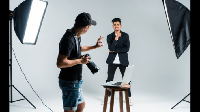 Ilustrasi Berita (High Angle)