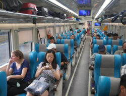 Wisman Makin Memilih Kereta Api: 28 Ribu Turis Gunakan KA dari Semarang