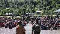 Jelang Natal, Pangkogabwilhan III Hadiri Tradisi Bakar Batu di Tanah Papua