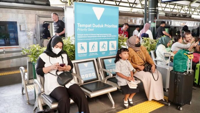 ezgif 7a0d09d2ab3eb1d6