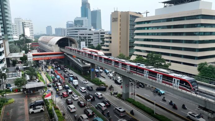 KAI Ingatkan Aturan Tarif Anak di LRT Jabodebek selama Liburan Nataru 2025 2026