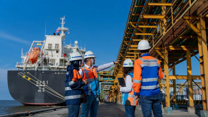 Pelindo Multi Terminal Pastikan Layanan Pelabuhan Tetap Berjalan Optimal di Periode Libur Nataru