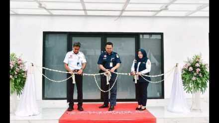 Perkuat Sinergi, KAI Services dan KAI Logistik Resmikan Gudang Logistik Regional Cirebon
