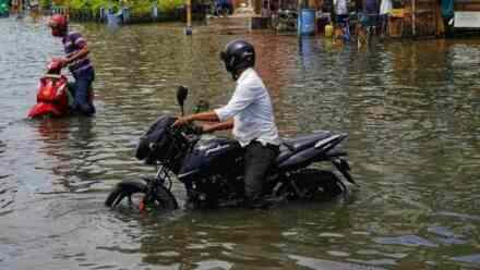 Antisipasi Kerusakan Kendaraan Saat Banjir dan Musim Hujan