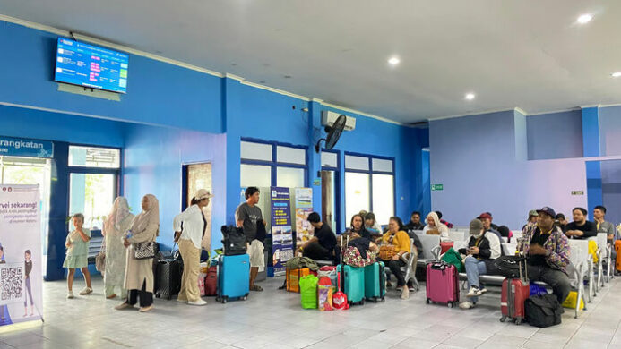 Pelindo Multi Terminal Lembar Layani Puluhan Ribu Penumpang Selama Nataru 2025/2026