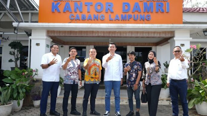 KAI Divre IV Tanjungkarang dan DAMRI Bahas Sinergi Transportasi Terintegrasi