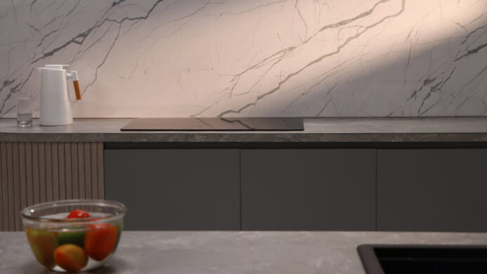 ToughTop Digunakan pada Meja Dapur (2)