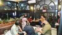 Direksi KAI Services Gelar Pertemuan Bersama Komunitas Pengguna KRL di Gambir