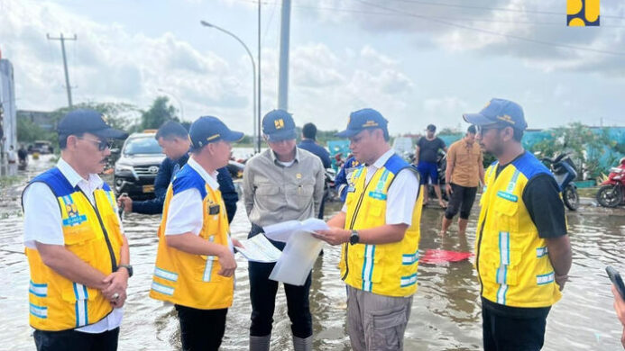 Menteri PU Dody Hanggodo Tinjau Banjir Bekasi dan Pastikan Penanganan Terpadu