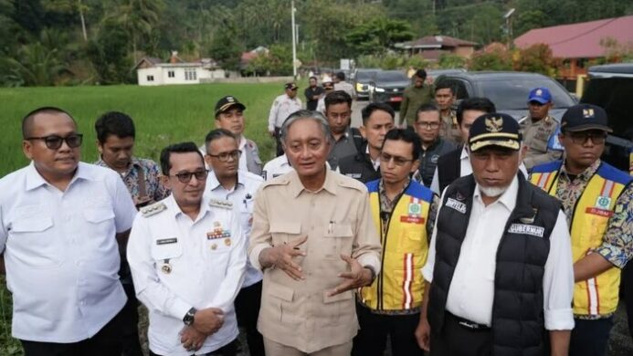 Tengah Bapak Dody Hanggodo Menteri Pekerjaan Umum